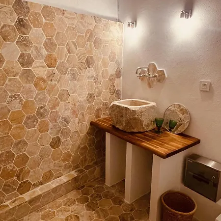 Holiday home Grande Maison Avec Jardin Vieux Village Mougins
