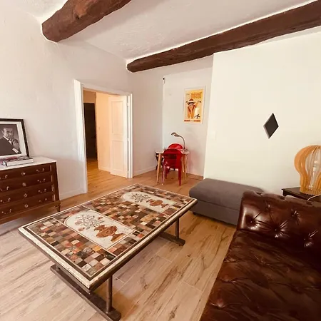 Grande Maison Avec Jardin Vieux Village Holiday home *