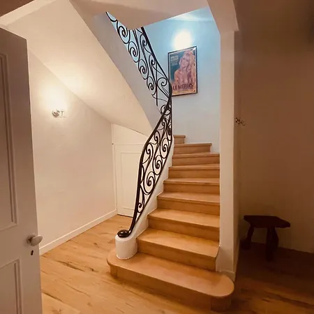 Holiday home Grande Maison Avec Jardin Vieux Village Mougins