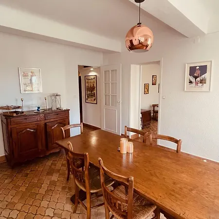Grande Maison Avec Jardin Vieux Village Holiday home *